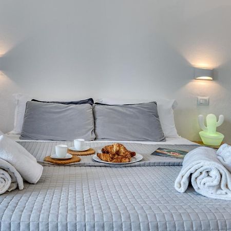 Izzhome Cozy Sunflowers Пула Екстериор снимка